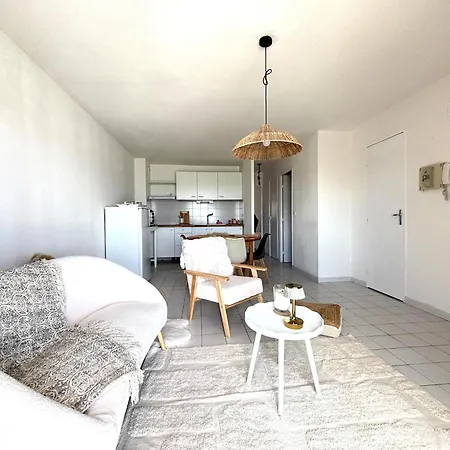 2 - 4 Personnes * Valras-Plage
