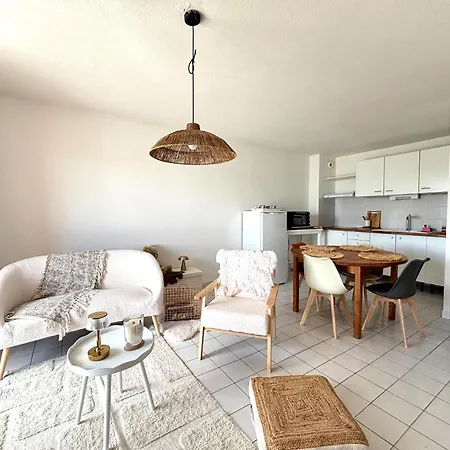 2 - 4 Personnes * Valras-Plage